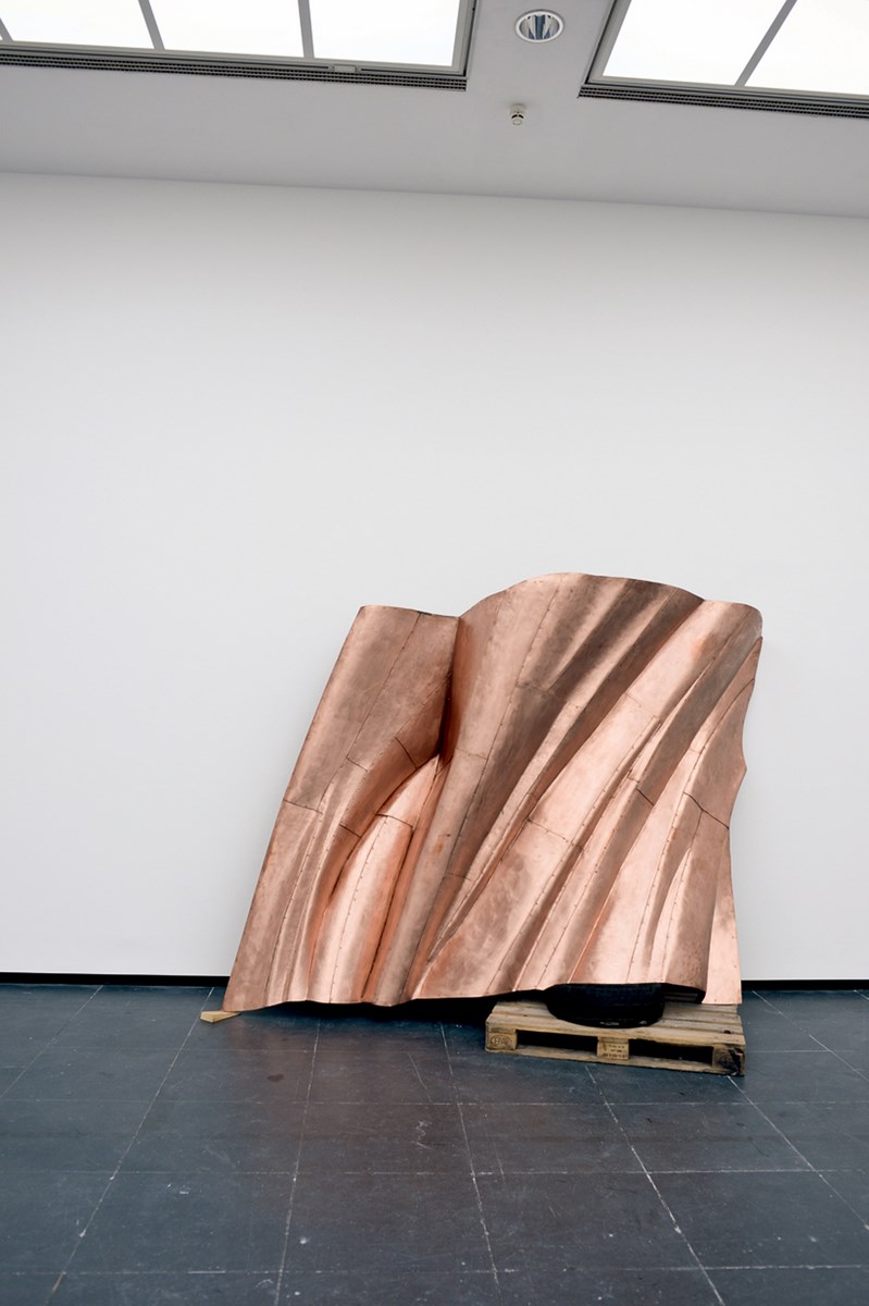 Danh Vo, „We The People” (detail), 2011–13. Photo: Renato Ribeiro Alves. Copyright: Danh Vo. Courtesy: Danh Vo (źródło: materiały prasowe organizatora)