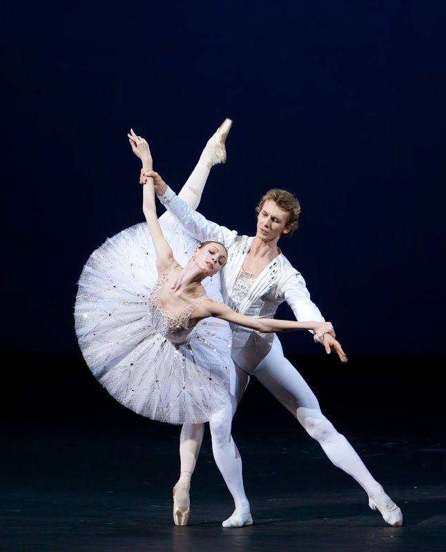 Balet Bolshoi, „Diamenty”, fot. E. Fetisova (źródło: materiały prasowe dystrybutora)