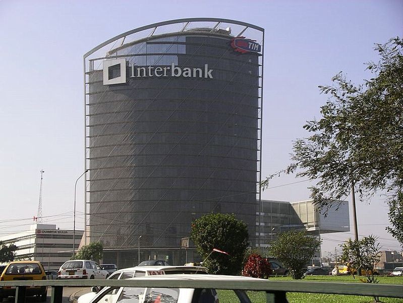 Torre Interbank Lima, proj. Hans Hollein — San Isidro District, Lima (źródło: Wikimedia Commons)