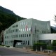 Centrum Bank w Vaduz, stolicy Liechtensteinu, proj. Hans Hollein (źródło: Wikimedia Commons)