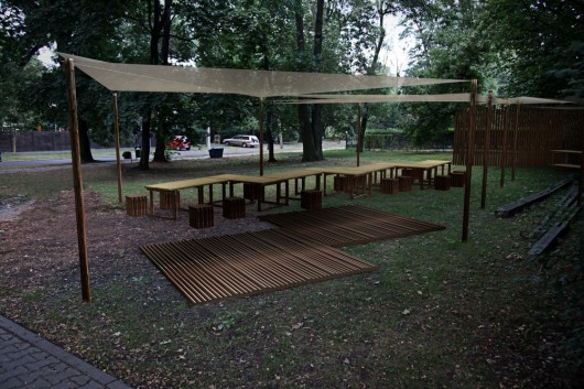 Altana piknikowa zaprojektowana przez architektki Ewę Rudnicką (Urbalance) i Katarzynę Pieńkowską (źródło: materiały prasowe organizatora)