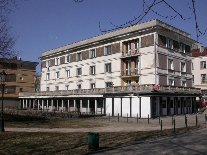 Blok mieszkalny przy ul. Podrzecznej (źródło: materiały prasowe organizatora)