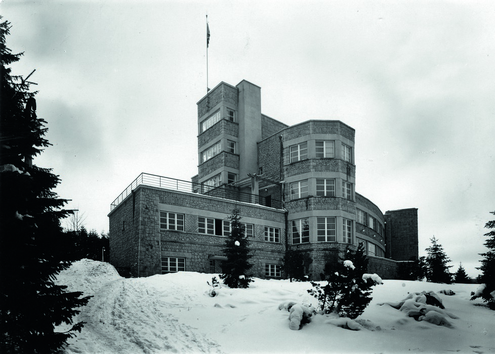 Zamek w Wiśle, proj. Adolf Szyszko-Bohusz, widok od strony drogi dojazdowej, 1931 ©Narodowe Archiwum Cyfrowe (źródło: materiały prasowe organizatora)