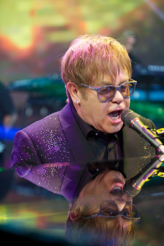 Elton John (źródło: mat. prasowe)