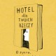 Joanna Jagiełło, „Hotel dla twoich rzeczy. O życiu, macierzyństwie i pisaniu”, okładka, Wydawnictwo Czarne (źródło: materiały prasowe organizatora)