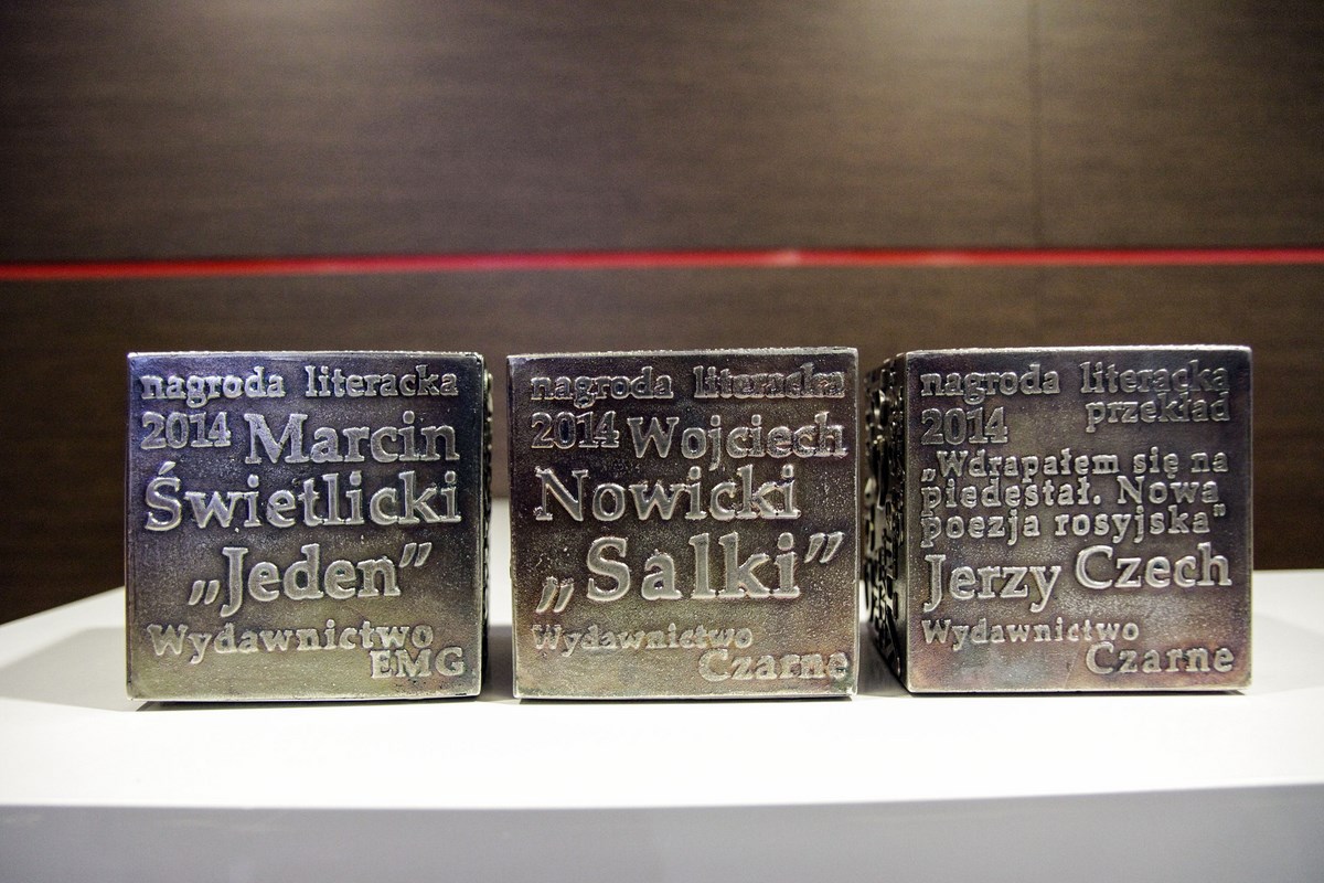 Na zdjęciu: kostki Nagrody Literackiej Gdynia (źródło: materiały prasowe organizatora)