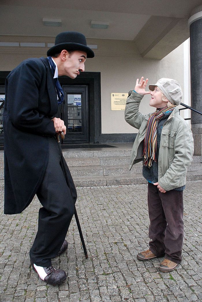 „Być jak Charlie Chaplin” reż. Mateusz Deskiewicz, Piotr Wyszomirski (źródło: materiały prasowe organizatora)