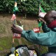 Praca nad instalacją dźwiękową, John Njoroge Kamau (źródło: materiały prasowe organizatora)