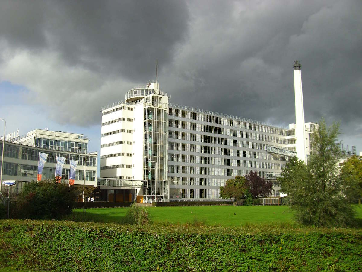 Leendert van der Vlugt, Fabryka van Nelle Rotterdam, 1926–1929, fotografia (źródło: materiały prasowe organizatora)