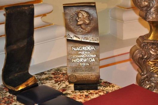 Nagroda im. Cypriana Kamila Norwida – statuetka (źródło: materiał prasowy organizatora)
