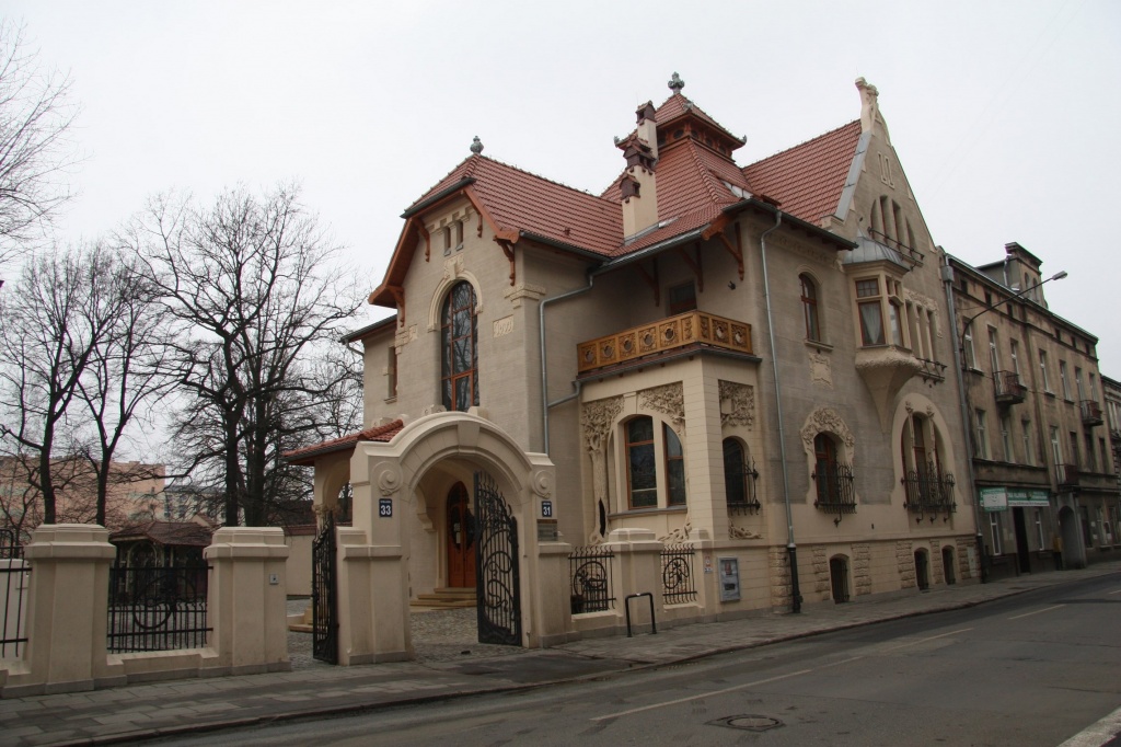 Willa Leopolda Kindermanna w Łodzi (źródło: www.nid.pl)