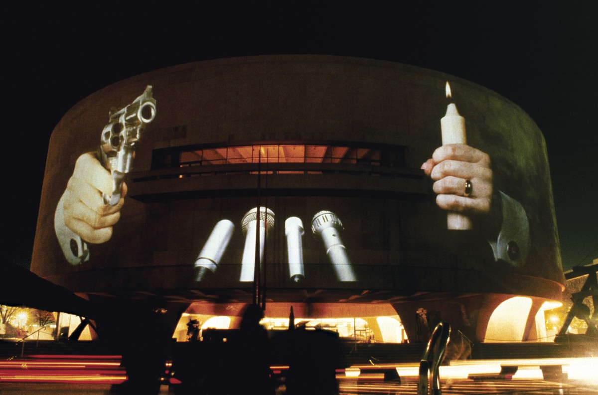 Krzysztof Wodiczko, Hirshorn, Muzeum w Waszyngtonie, 1988 (źródło: materiały prasowe)