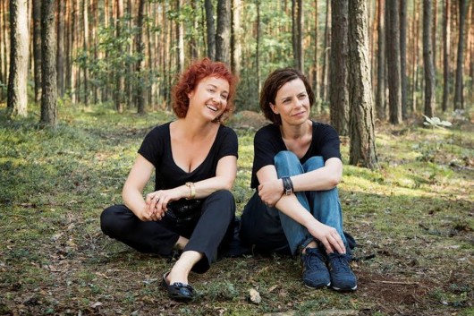 Agata Kulesza i Gabriela Muskała w filmie „Moje córki krowy”, fot. Robert Pałka (źródło: materiały prasowe)