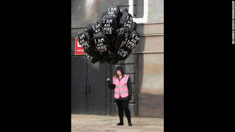 Banksy, Dismaland (źródło: CNN Style)