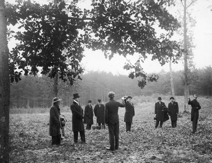 Na planie filmu „Dusze w niewoli”. Fot. W. Machowski / Narodowe Archiwum Cyfrowe (źródło: materiały prasowe wydawcy)