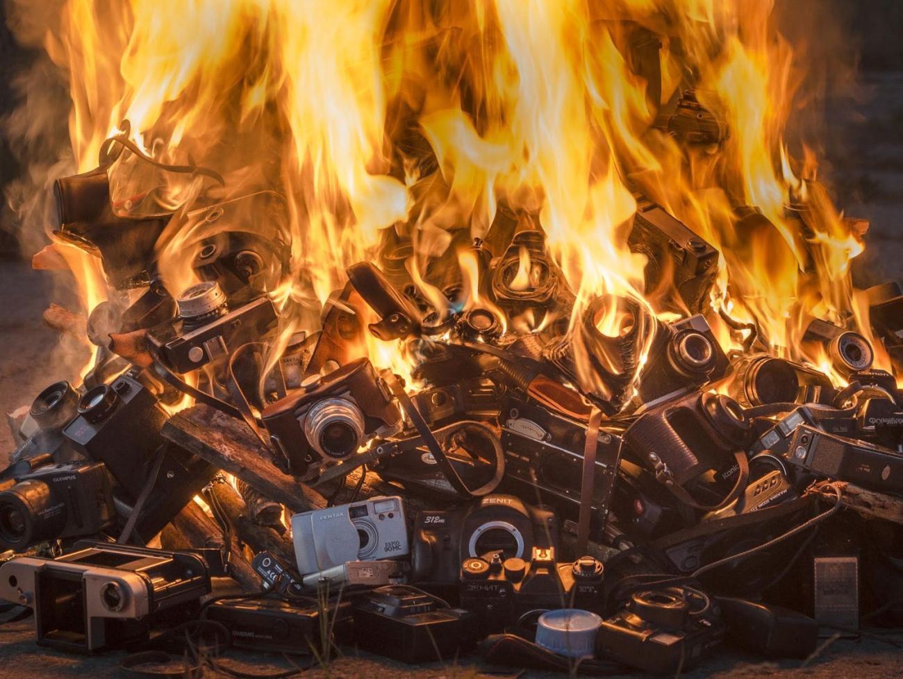 Szymon Rogiński, „Burned”, 2015. Dzięki uprzejmości galerii Piktogram i galerii Raster (źródło: materiały prasowe organizatora)