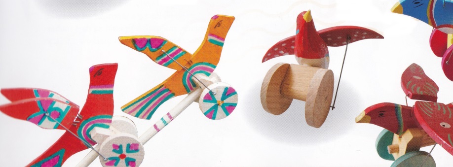 „Nie tylko rajskie ptaszki… Zabawki ludowe z Beskidzkiego Centrum Zabawki Drewnianej w Stryszawie” (źródło: materiały prasowe organizatora)