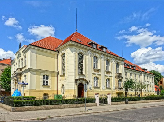 Obecna siedziba Akademii Muzycznej im. F. Nowowiejskiego w Bydgoszczy (źródło: creative commons)