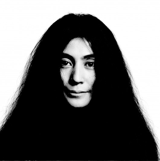 Yoko Ono (źródło: materiały prasowe wydawcy)