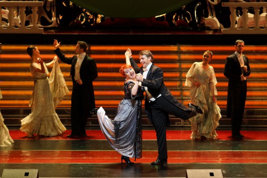 Koncert Sylwestrowy, „Zatańcz ze mną", fot. Victor Korpusenko, 2014 (źródło: materiały prasowe opery)