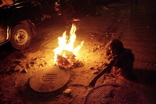Łukasz Trzciński, „Pierwsza minuta nowego tysiąclecia”, Indie, Kalkuta 2000 © Łukasz Trzciński (źródło: materiały prasowe organizatora)