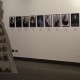 Anka Leśniak, „patRIOTk”i, fragment wystawy, obiekty, video, fotografie, Galeria XX1, Warszawa, 2016 (źródło: materiały prasowe organizatora)