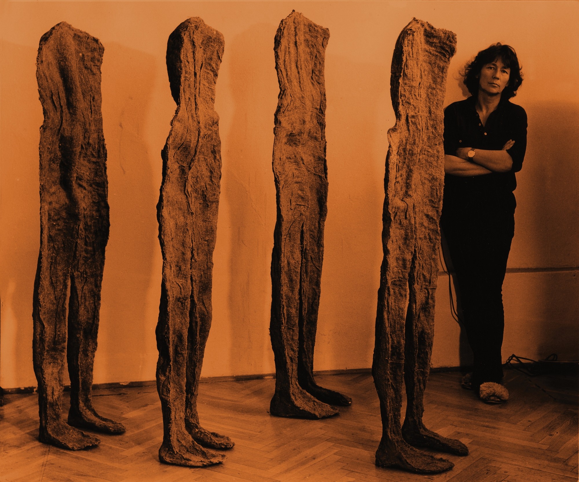 Magdalena Abakanowicz, z grupy „Female Figures. Standing Figures”, 1985–1986, fot. archiwum artystki (źródło: materiały prasowe organizatora)