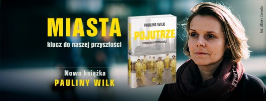 Paulina Wilk i jej książka „Pojutrze”, fot. Albert Zawada (źródło: materiały prasowe)