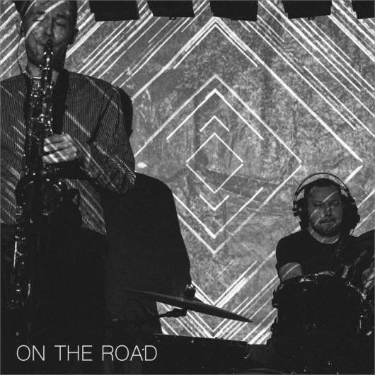 Fraktale, „On The Road” – okładka płyty (źródło: materiały prasowe)