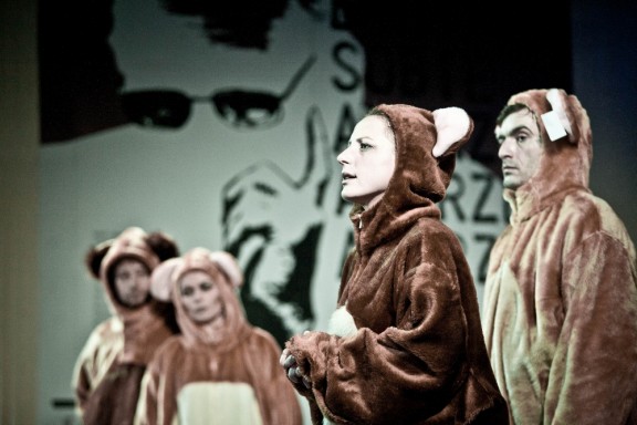 "Był sobie Andrzej, Andrzej, Andrzej i Andrzej", Teatr Dramatyczny w Wałbrzychu, reż. Monika-Strzępka, fot. Barłomiej Sowa