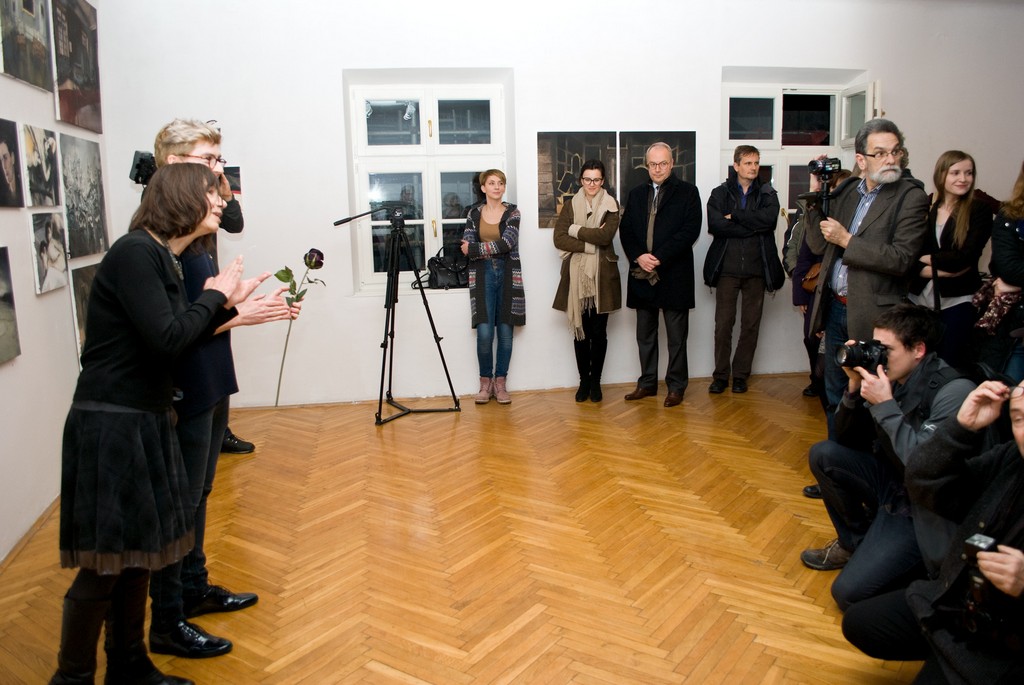 Łukasz Stokłosa, „Skład obrazów”, zdjęcia z wernisażu, 8 stycznia 2013 r., fot. Kornelia Szpunar (źródło: materiały prasowe)