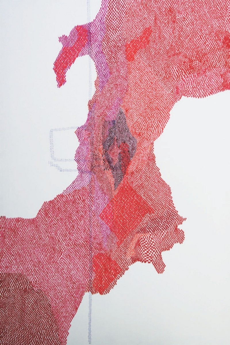 Martyna Ścibior, „Polish nails”, 150 x 100 cm lakier do paznokci i długopis na płótnie, 2013 (źródło: materiały prasowe organizatora)