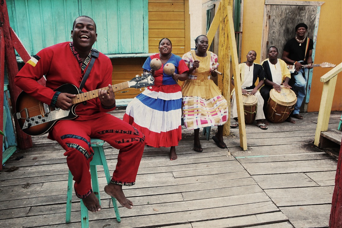 The Garifuna Collective, fot. Peter Rakossy (mat. Stołeczna Estrada)