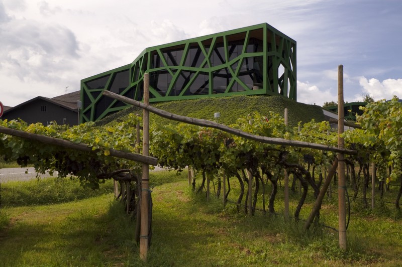 Cantina Tramin, Południowy Tyrol, Włochy, 2010 r., proj. Werner Tscholl, Andreas Sagmeister (źródło: materiały prasowe organizatora)