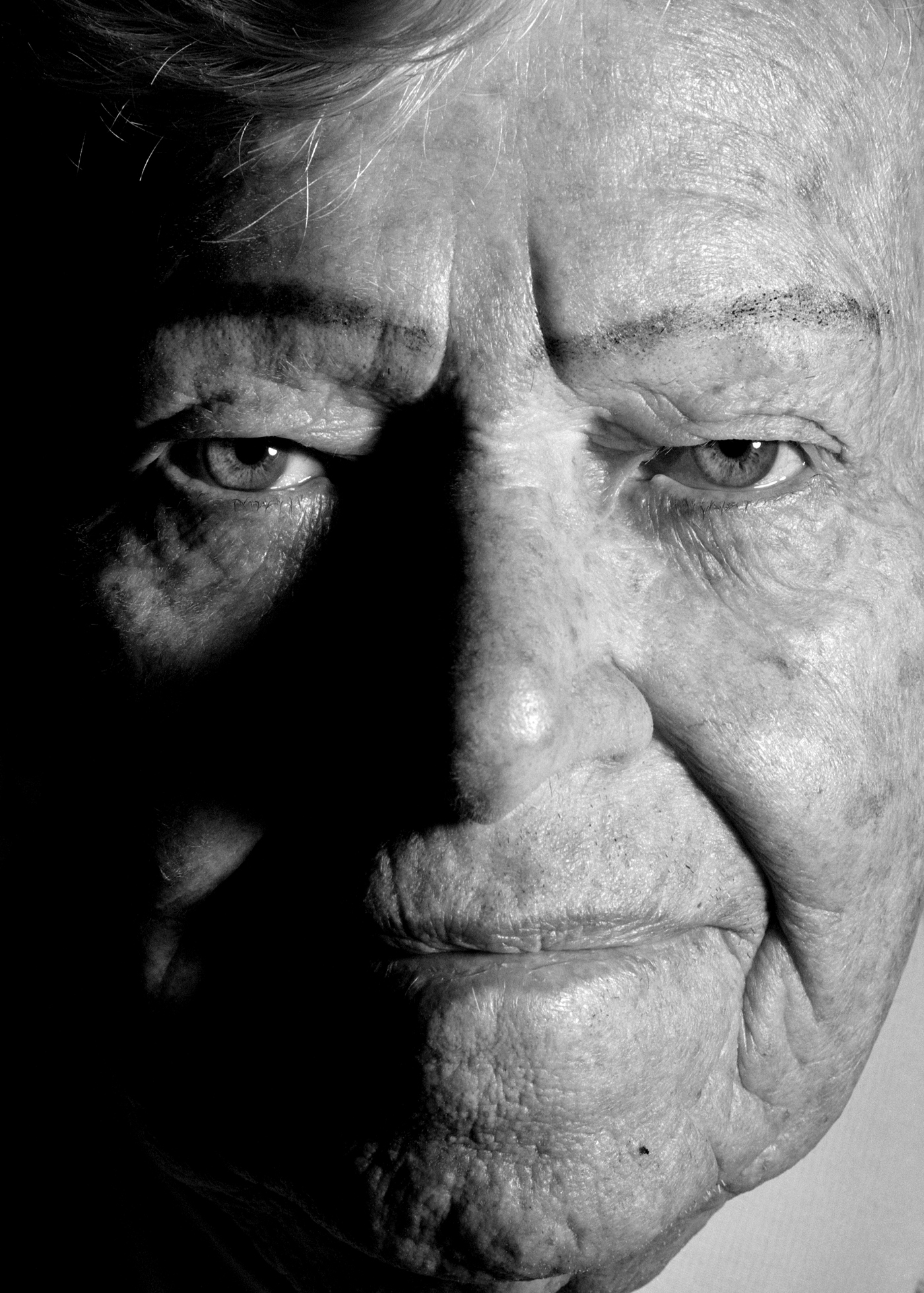 Anglea, 82 lat, Izabela Łapińska „Naga twarz” (źródło: materiały prasowe)