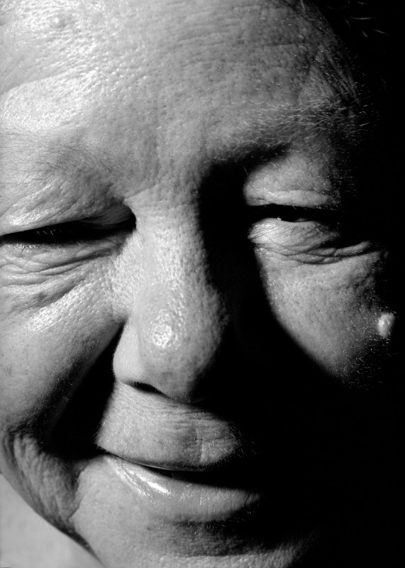 Ania, 60 lat, Izabela Łapińska „Naga twarz” (źródło: materiały prasowe)