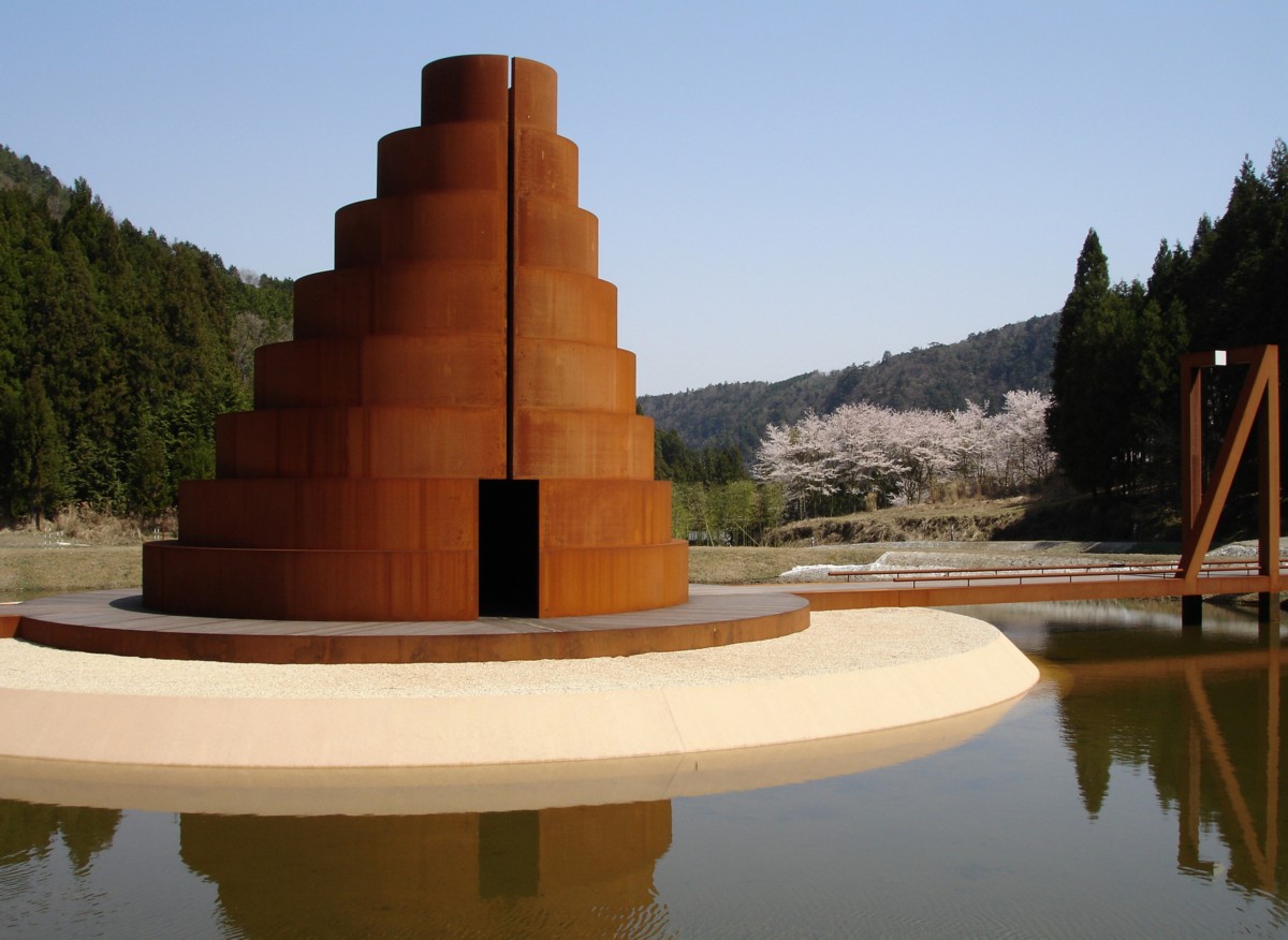 Art Forest – Wieża Astronomiczna, 1998-2006, Murou, Japonia, Studio Karavan (źródło: materiały prasowe organizatora)