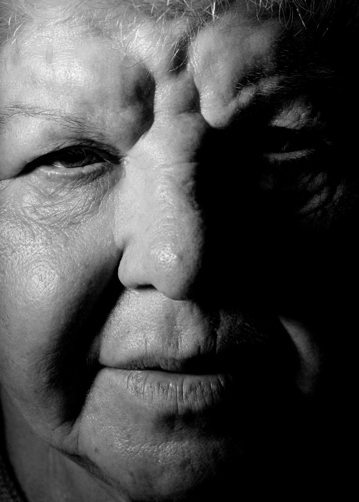 Lodzia, 70 lat, Izabela Łapińska „Naga twarz” (źródło: materiały prasowe)