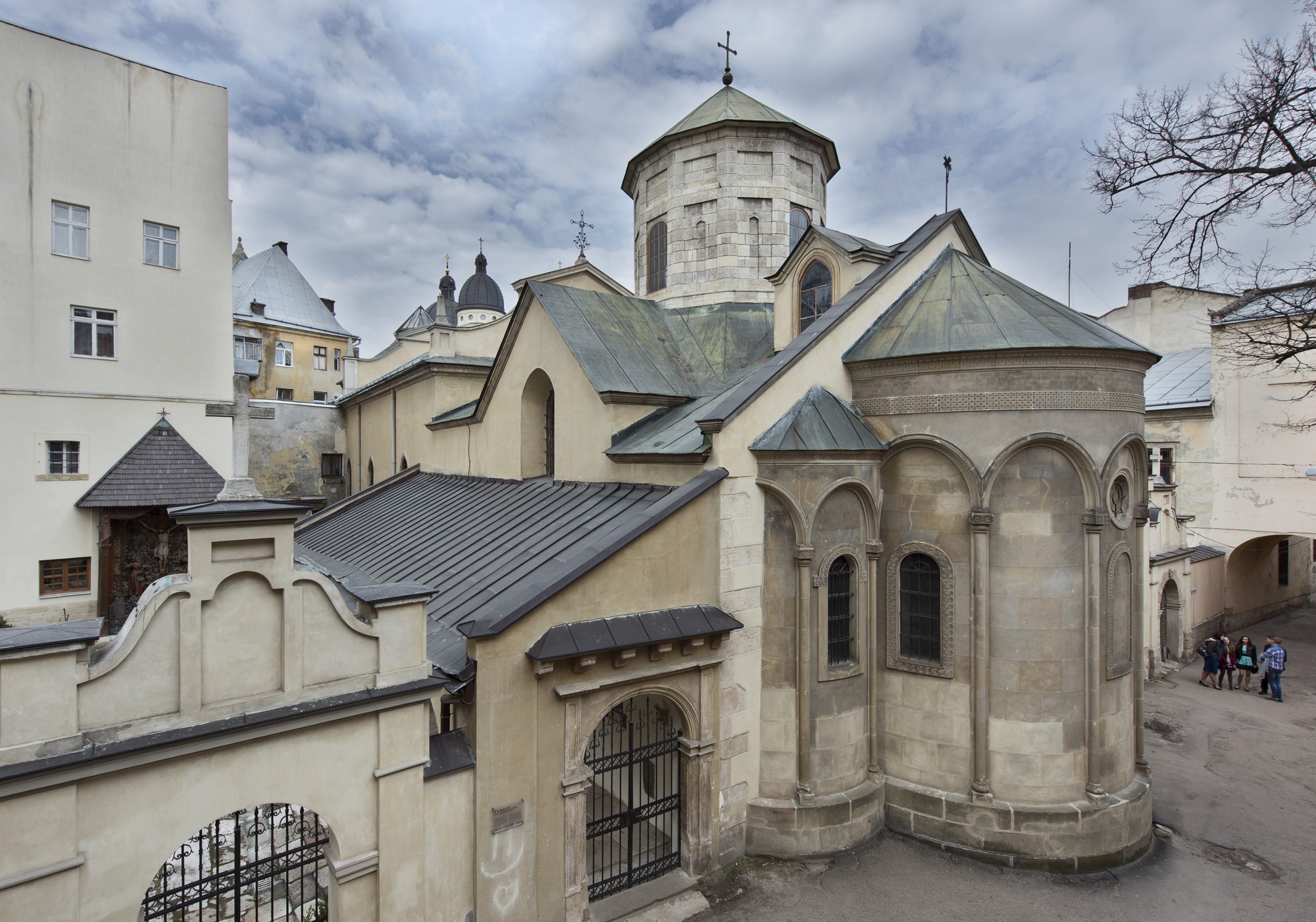 Katedra ormiańska we Lwowie, widok od południowego wschodu, fot. Paweł Mazur (źródło: materiały prasowe)