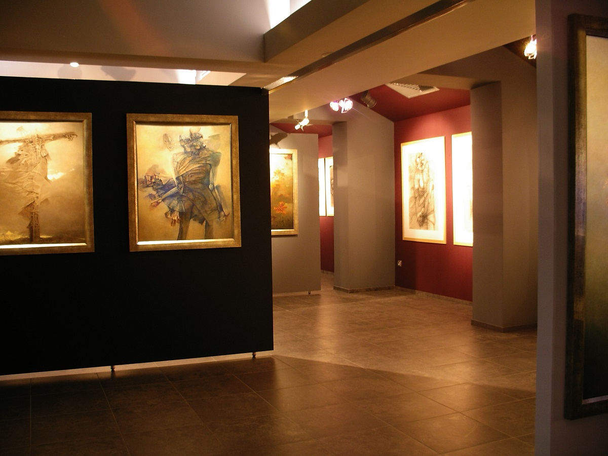 Zdzisław Beksiński, widok wystawy „Beksiński. Decennium”, Miejska Galeria Sztuki w Częstochowie, 2015 (źródło: materiały prasowe organizatora)