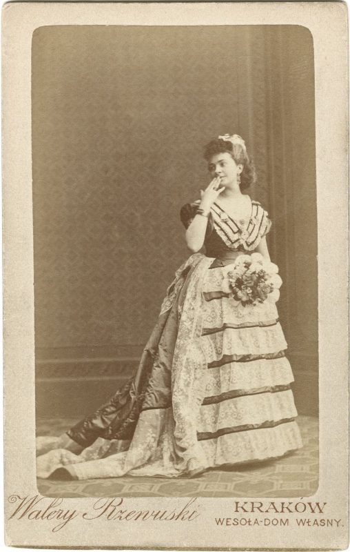 Antonina Hoffmann w roli tytułowej w „Beatrix Cenci” J. Słowackiego, fot. W. Rzewuski, 1872, wł. MHK (źródło: materiały prasowe organizatora)
