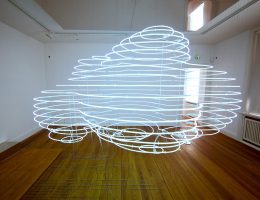 Thorsten Goldberg, „Neon Cumulus”, 2011 (źródło: materiały prasowe organizatora)