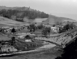 Autor nieznany, Krajobraz wsi łemkowskiej, okolice Krynicy, Archiwum: Anton Plügel,1940. Archiwum UJ (źródło: materiały prasowe organizatora)