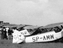 Nowe samoloty Aeroklubu Krakowskiego, fot. Agencja Fotograficzna „Światowid”, 1935 r. (źródło: materiały prasowe organizatora)