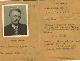 Fałszywy Personalausweiss Tadeusza Seweryna na nazwisko Bronisław Kozłowski, po 1941, wł. MHK (źródło: materiały prasowe organizatora)