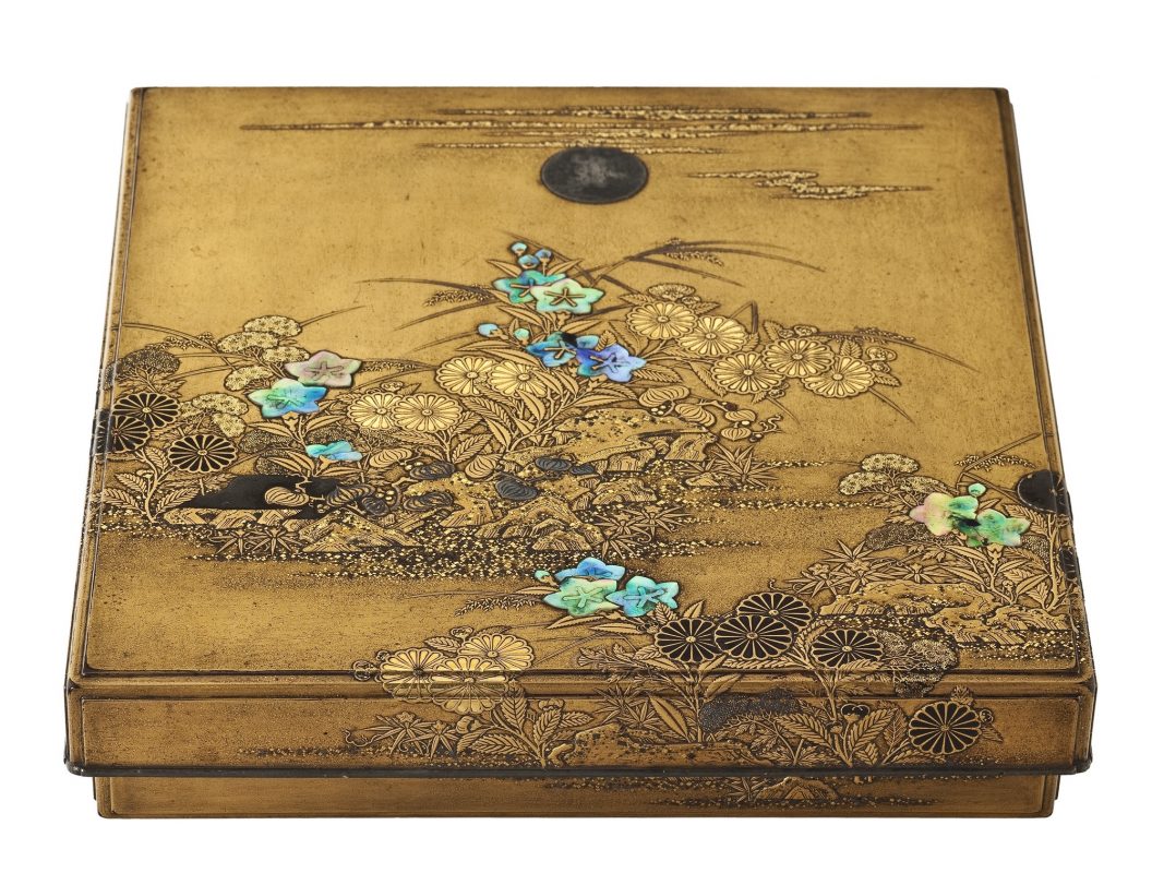 Igarashi Doho I, „Suzuribako” – szkatułka na przybory do kaligrafii Suzuribako wyposażone w kamień do rozcierania tuszu, dozownik wody i kasetkę na pędzle (źródło: materiały prasowe organizatora)