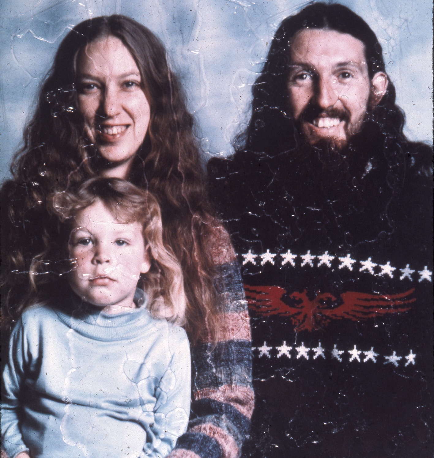 „Plastikowa rodzina”, początek lat 70. XX wieku, fot. Leo Brissette (źródło: materiały prasowe organizatora)