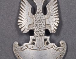 Orzeł jeniecki, Rzesza Niemiecka, 1939–1945, aluminium, grawerowanie, ręcznie wycinany, fot. © MNG (źródło: materiały prasowe organizatorów)