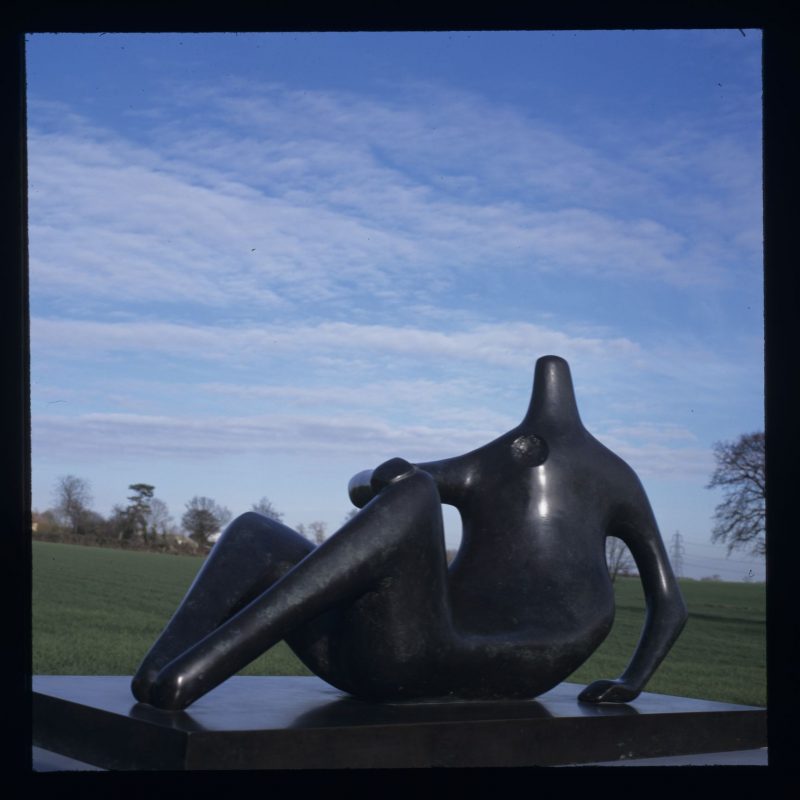 Henry Moore, Reclining Figure Pointed Head (źródło: materiały prasowe)
